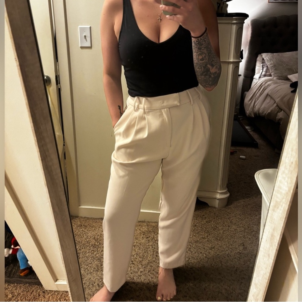 NWOT Steve Madden Light Tan/Beige Women's Straight Leg Trousers